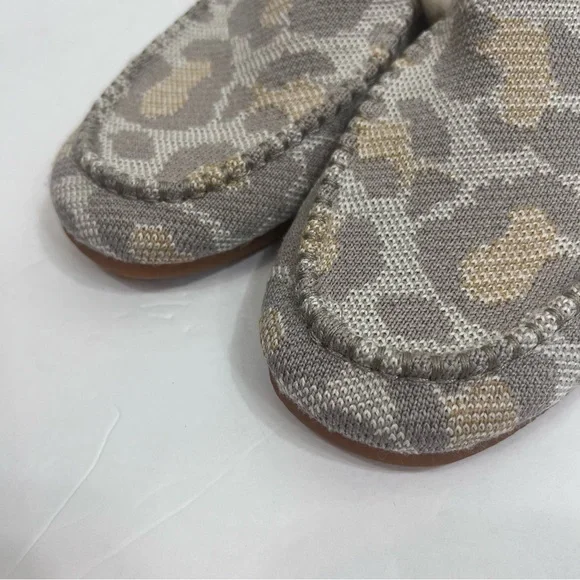 Rothy’s “the cozy loafer” slippers in animal print. - Picture 4 of 7